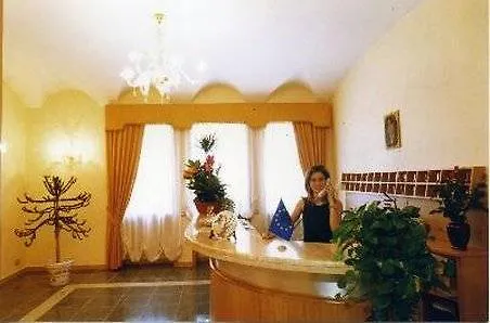 Hotel Casa Caburlotto Rome